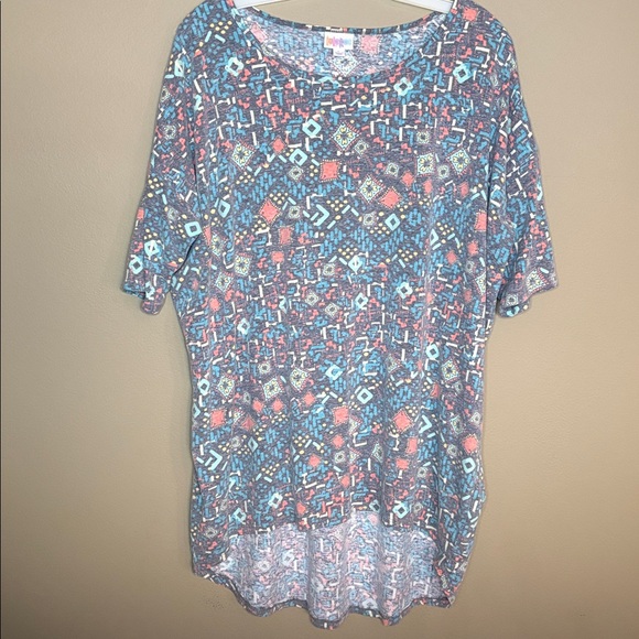 🌟 LULAROE: Multicolor Geometric Tunic Top/High Low- Size L  EUC - Picture 2 of 9